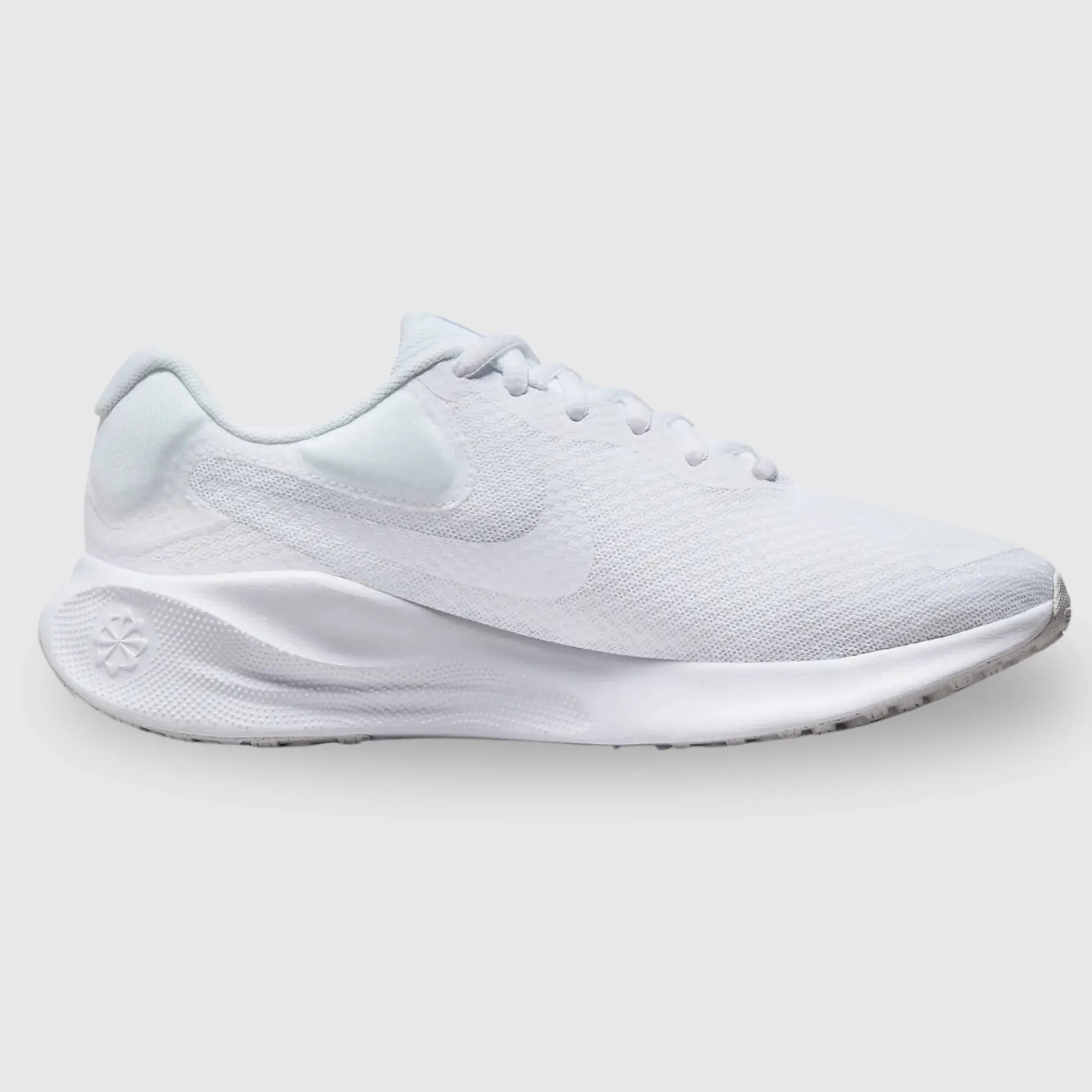 NIKE REVOLUTION 7