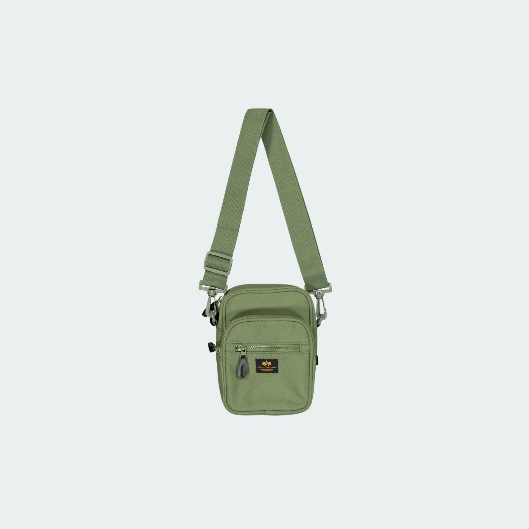 ALPHA INDUSTRIES LABEL MESSENGER BAG