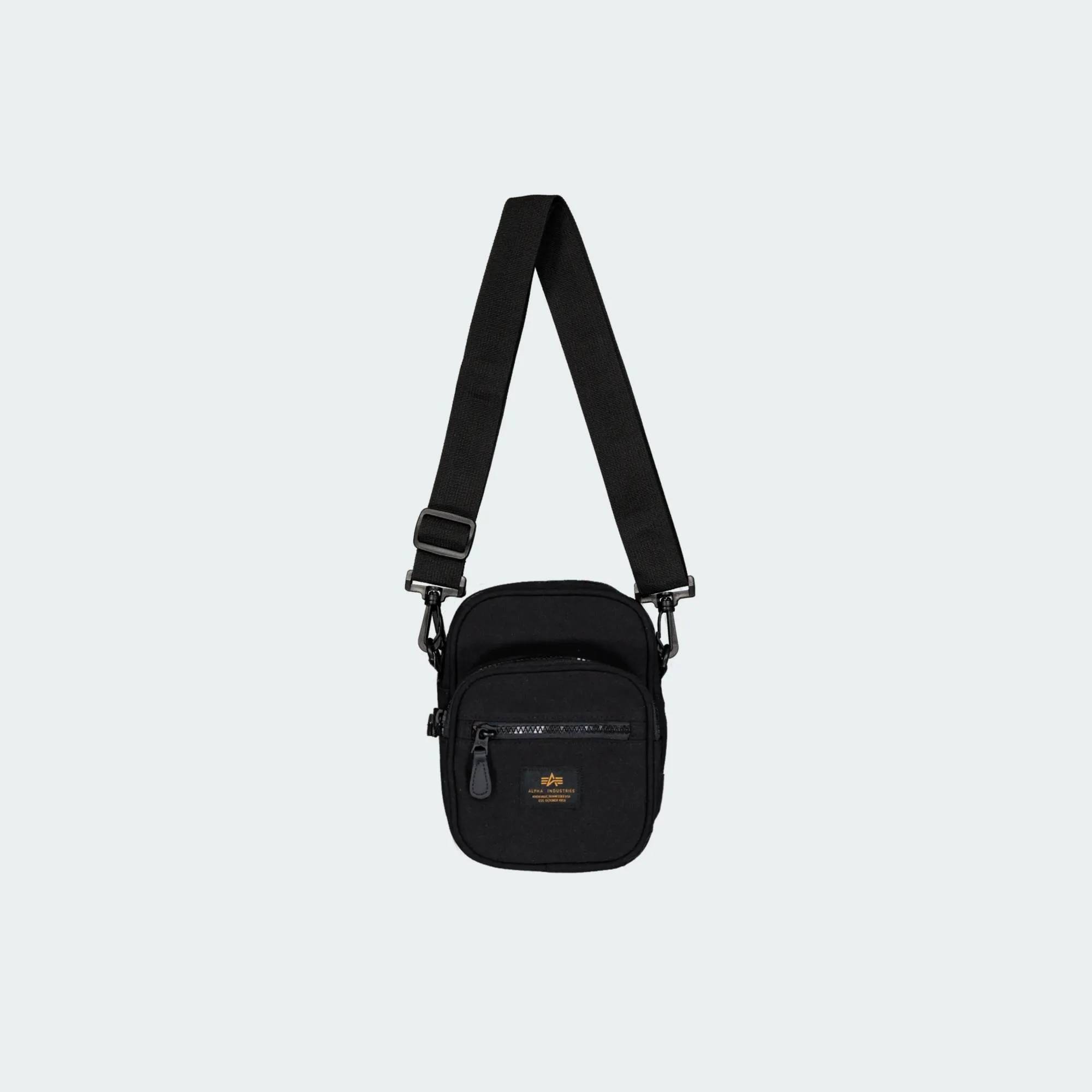 ALPHA INDUSTRIES LABEL MESSENGER BAG SMALL