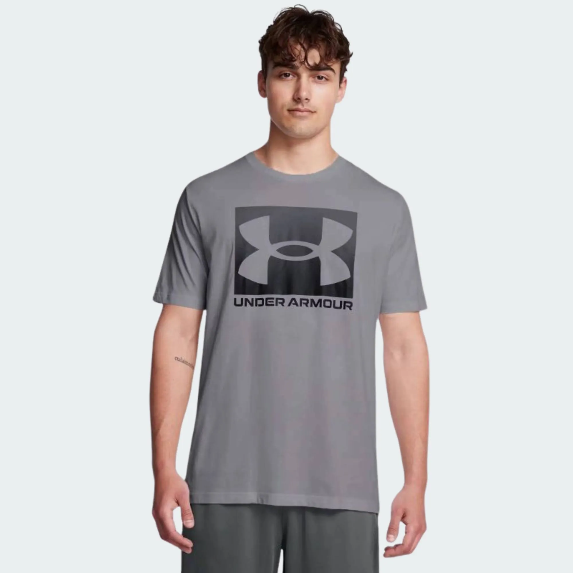 UNDER ARMOUR BOXED SPORTS UPDATED TSHIRT