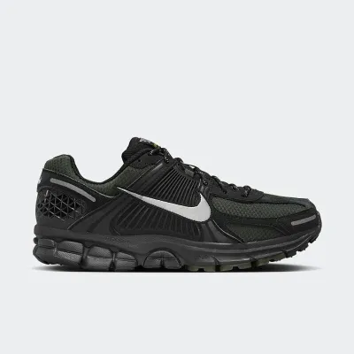 NIKE ZOOM VOMERO 5
