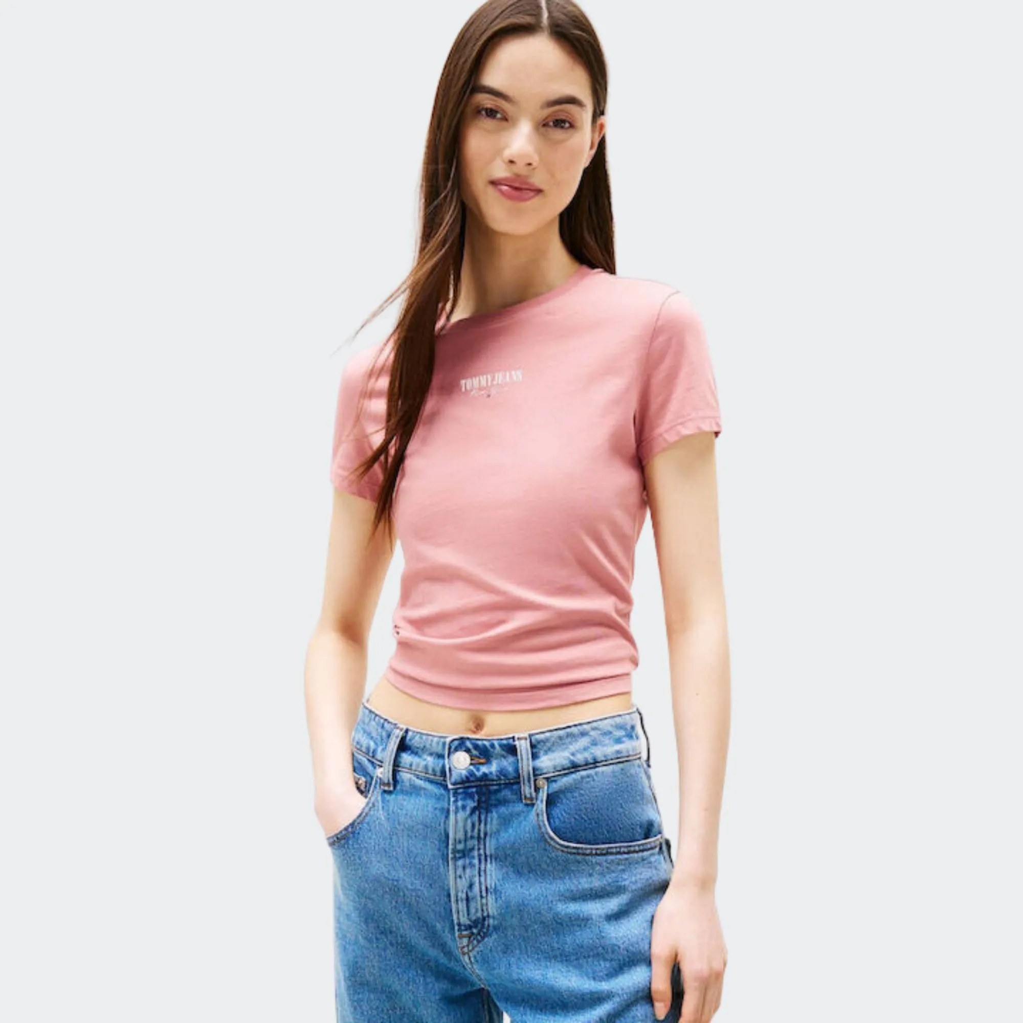 TOMMY JEANS WOMENS SLIM ESSENTIAL LOGO TEE