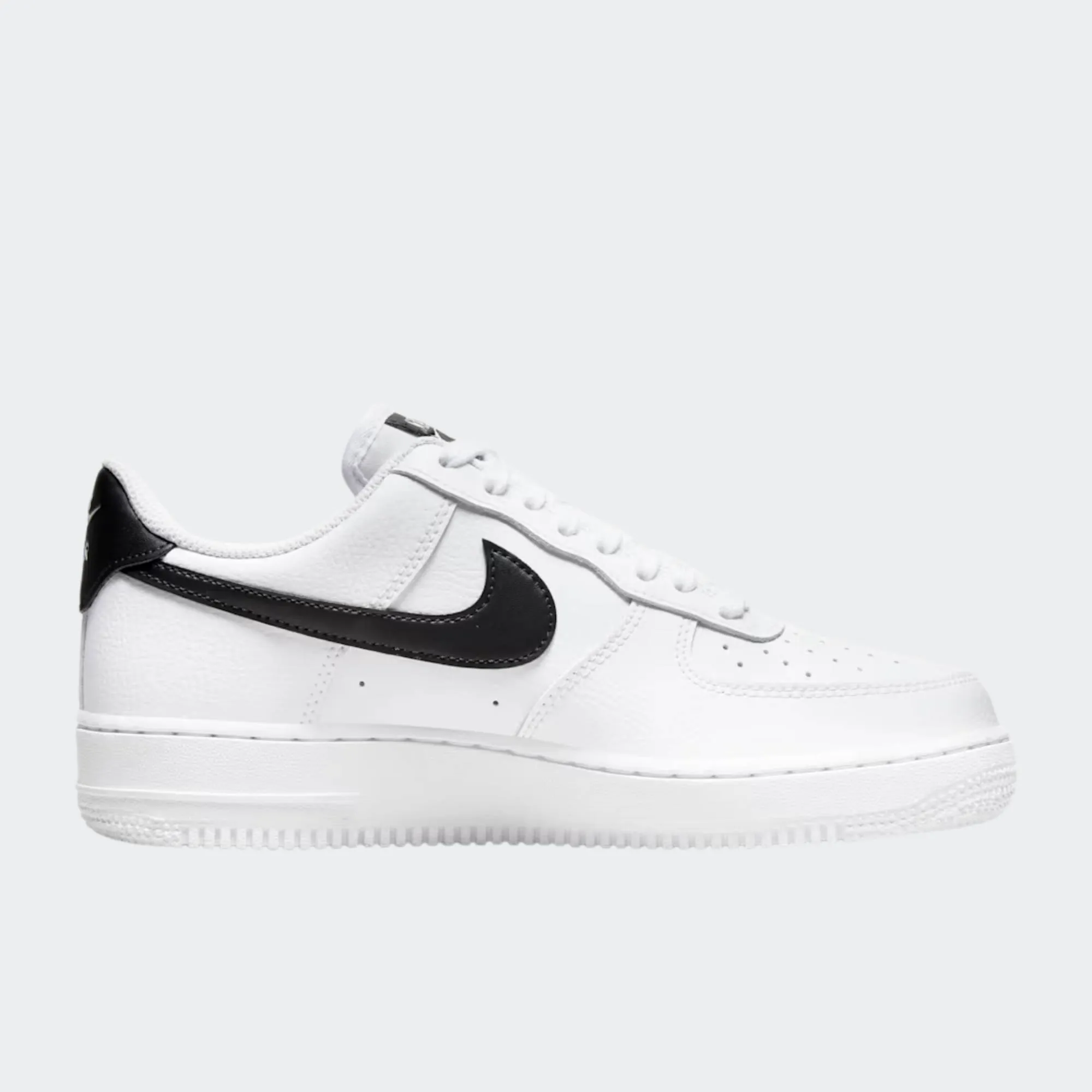 NIKE AIR FORCE 1 '07