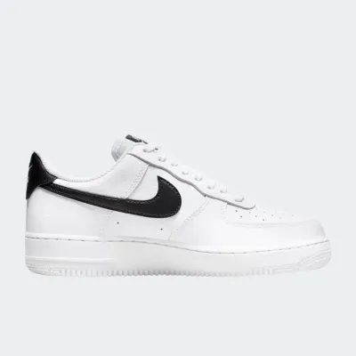 NIKE AIR FORCE 1 '07