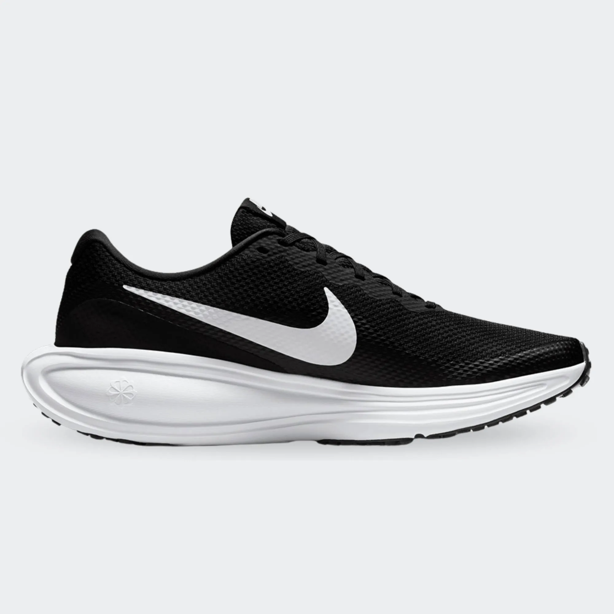 NIKE REVOLUTION 8