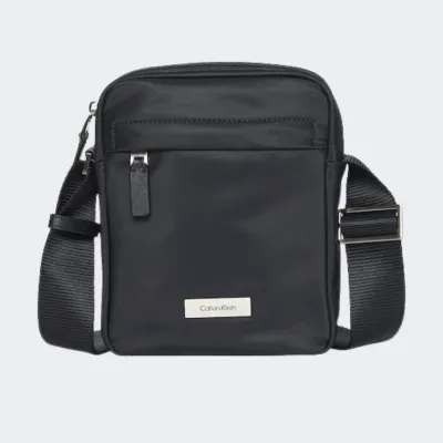 CALVIN KLEIN JEANS SLEEK REPORTER
