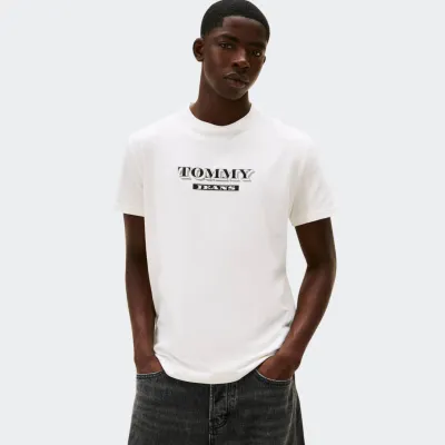 TOMMY JEANS REGULAR BILLS FONT TEE