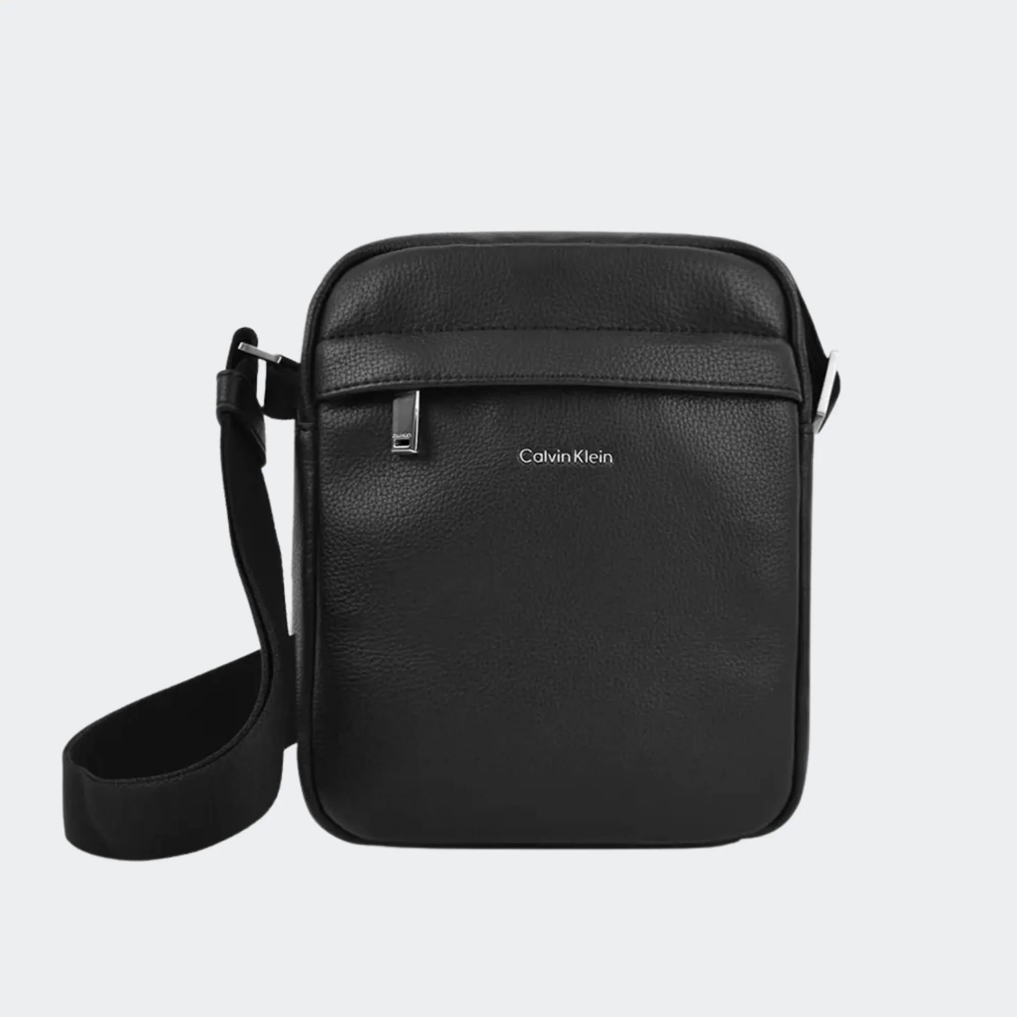 CALVIN KLEIN JEANS RAISED REPORTER