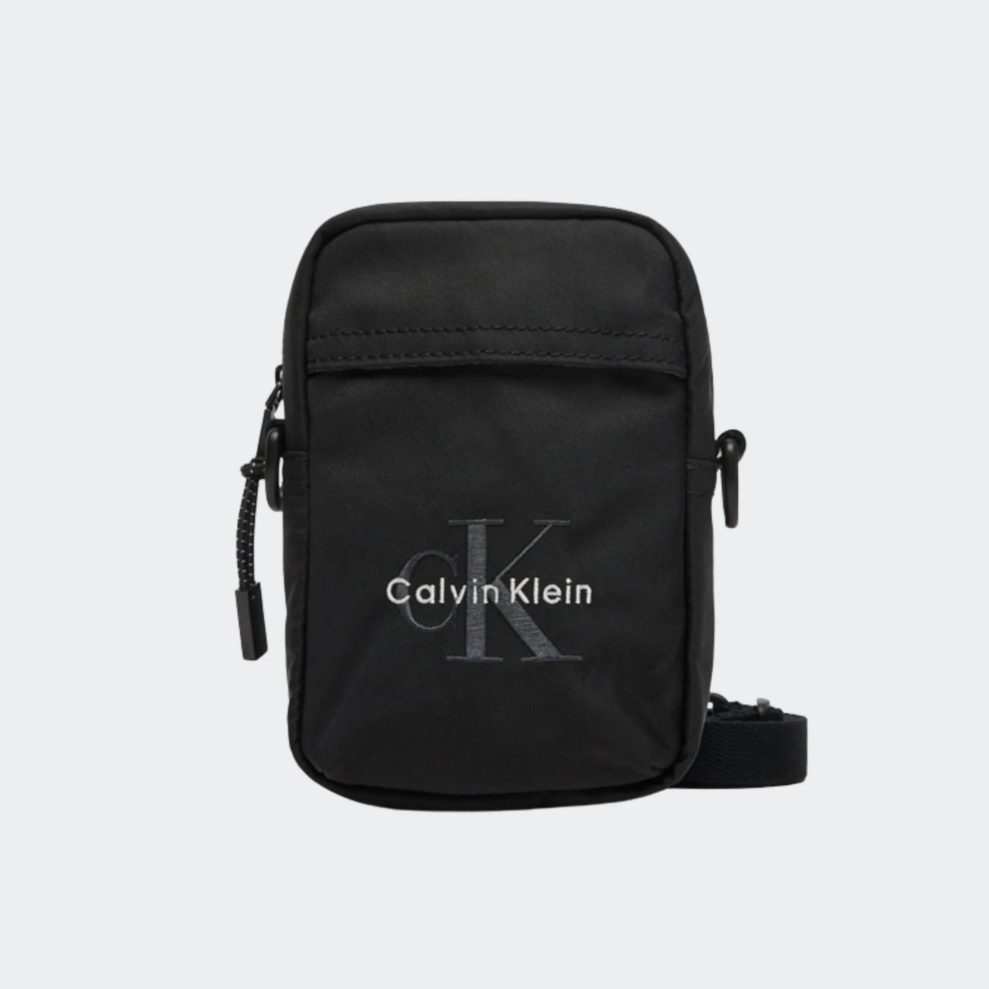 CALVIN KLEIN JEANS BOLD LOGO SLIM REPORTER