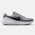 NIKE REVOLUTION 8