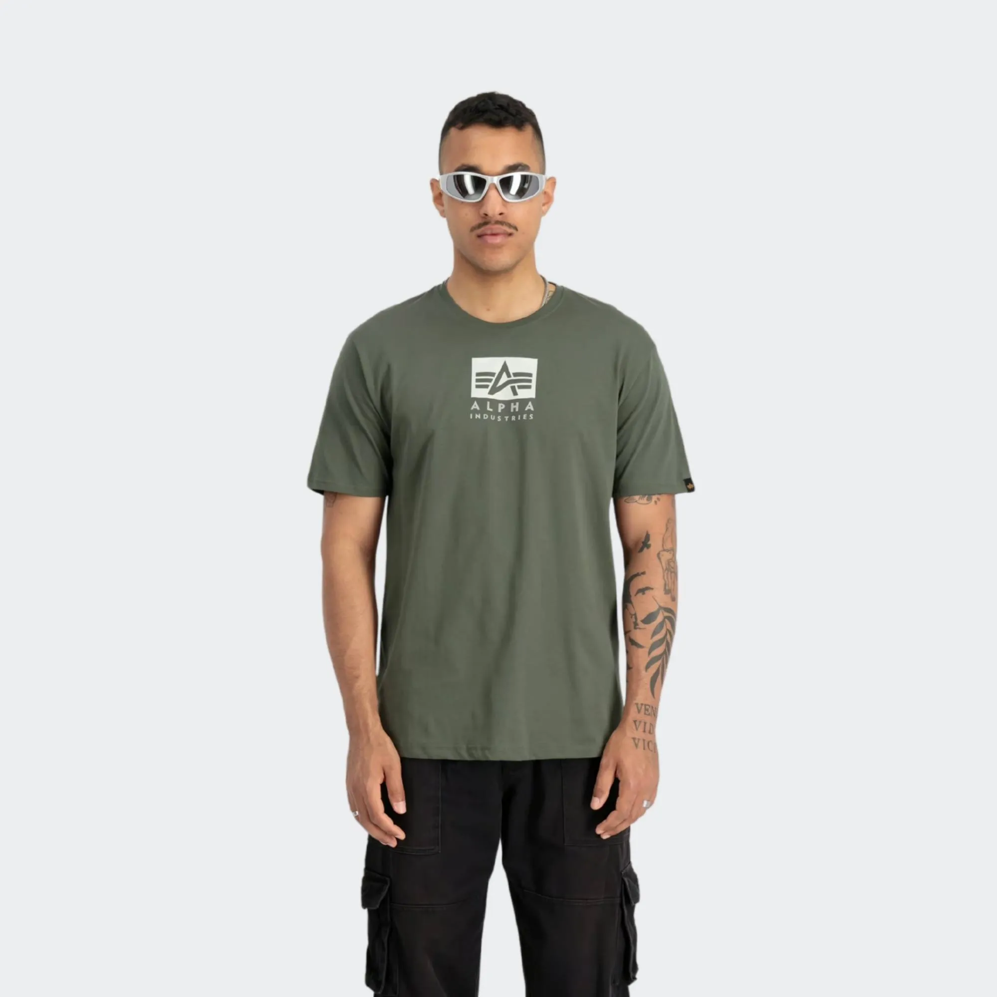ALPHA INDUSTRIES SATIN LOGO T-SHIRT