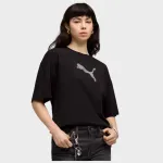 PUMA ESSENTIAL GRAPHICS LEO LUXE OVERSIZED TSHIRT