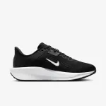 NIKE WOMENS QUEST 6