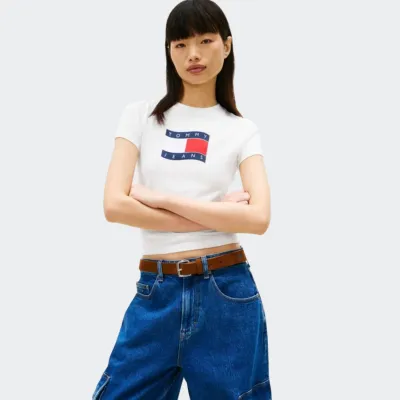 TOMMY JEANS SLIM WAVY FLAG TEE