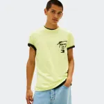 TOMMY JEANS CITY SIGN TEE