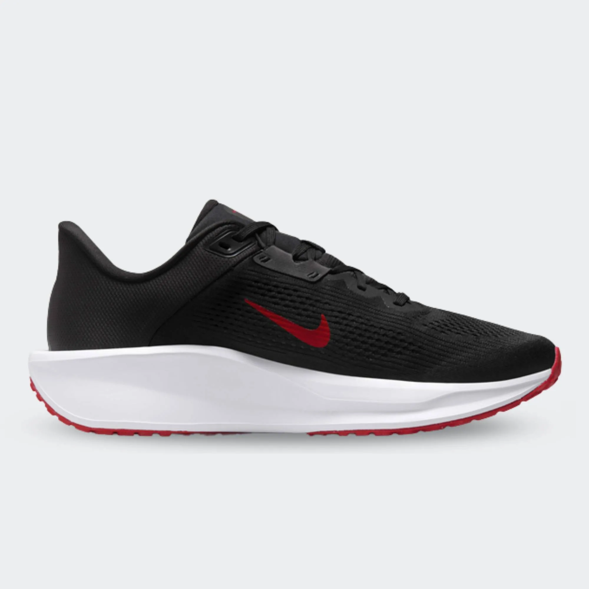 NIKE QUEST 6