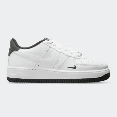 NIKE AIR FORCE 1 LV8