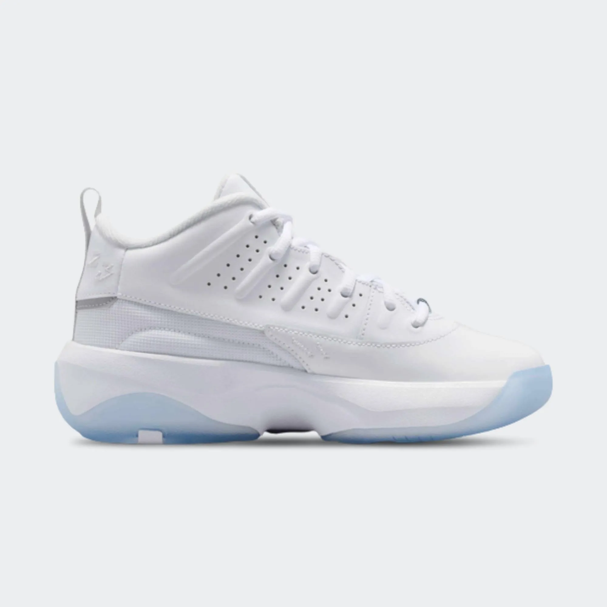JORDAN MAX AURA 7 BG