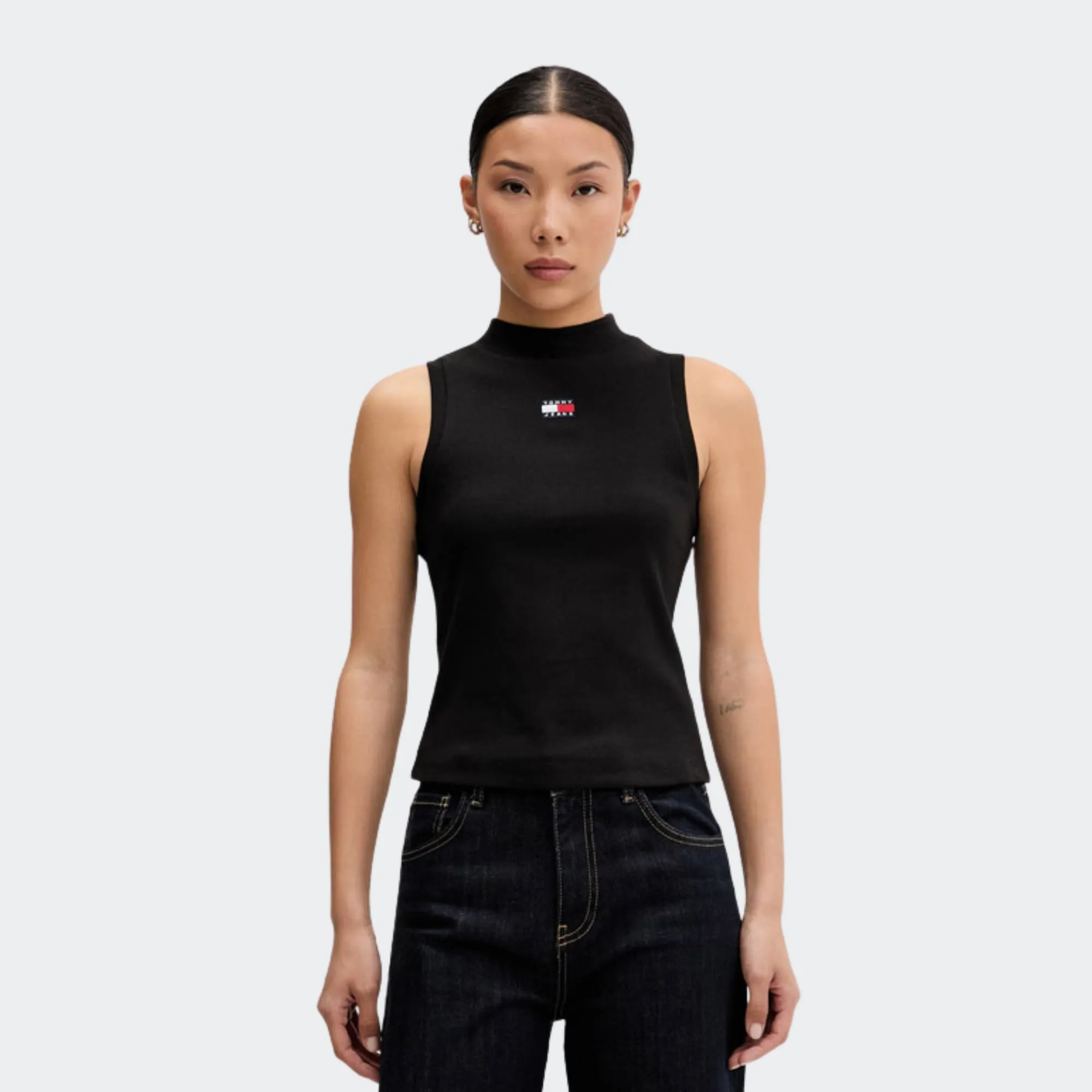TOMMY JEANS WOMENS SLIM BADGE RIB MOCK TANK