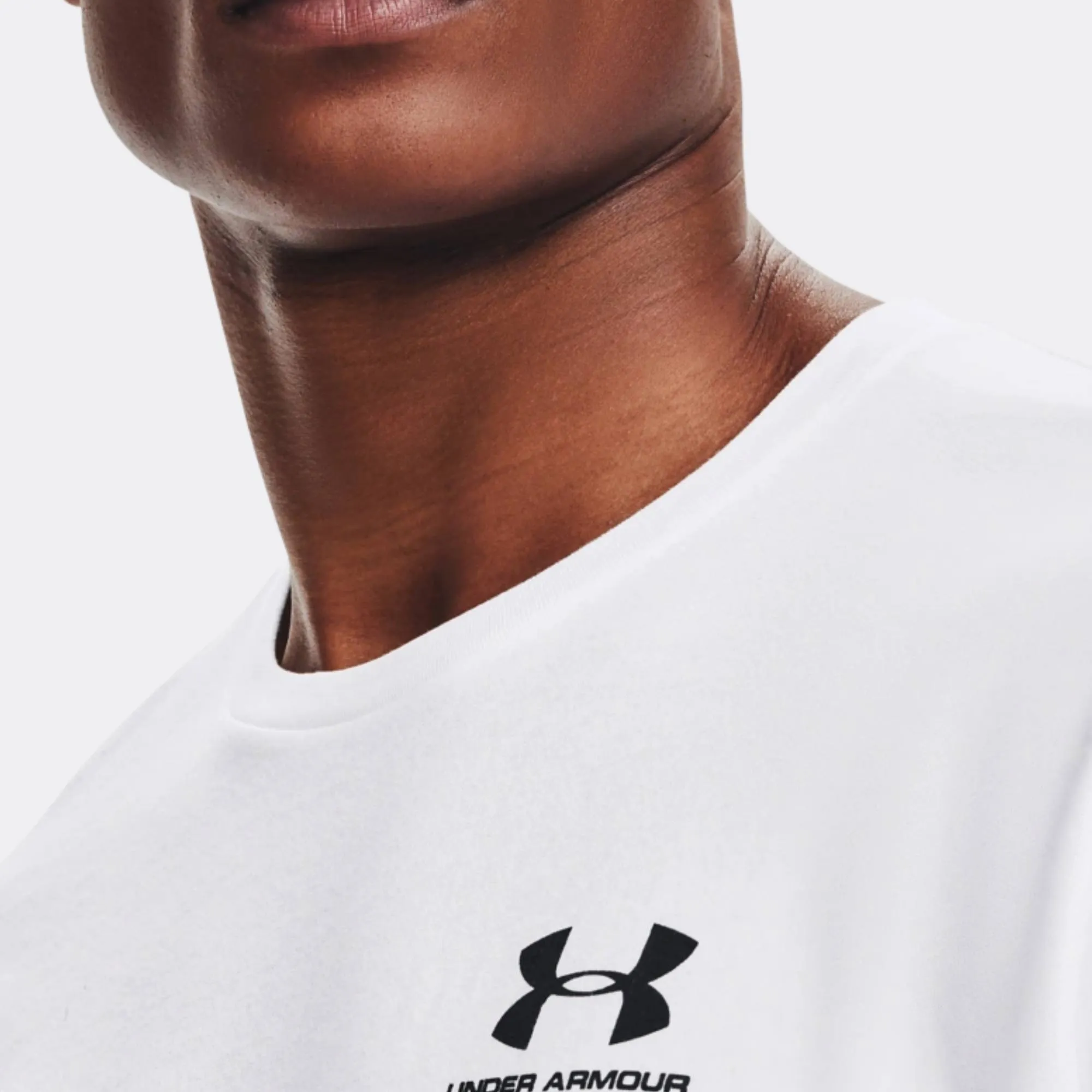 UNDER ARMOUR SPORTSTYLE TSHIRT