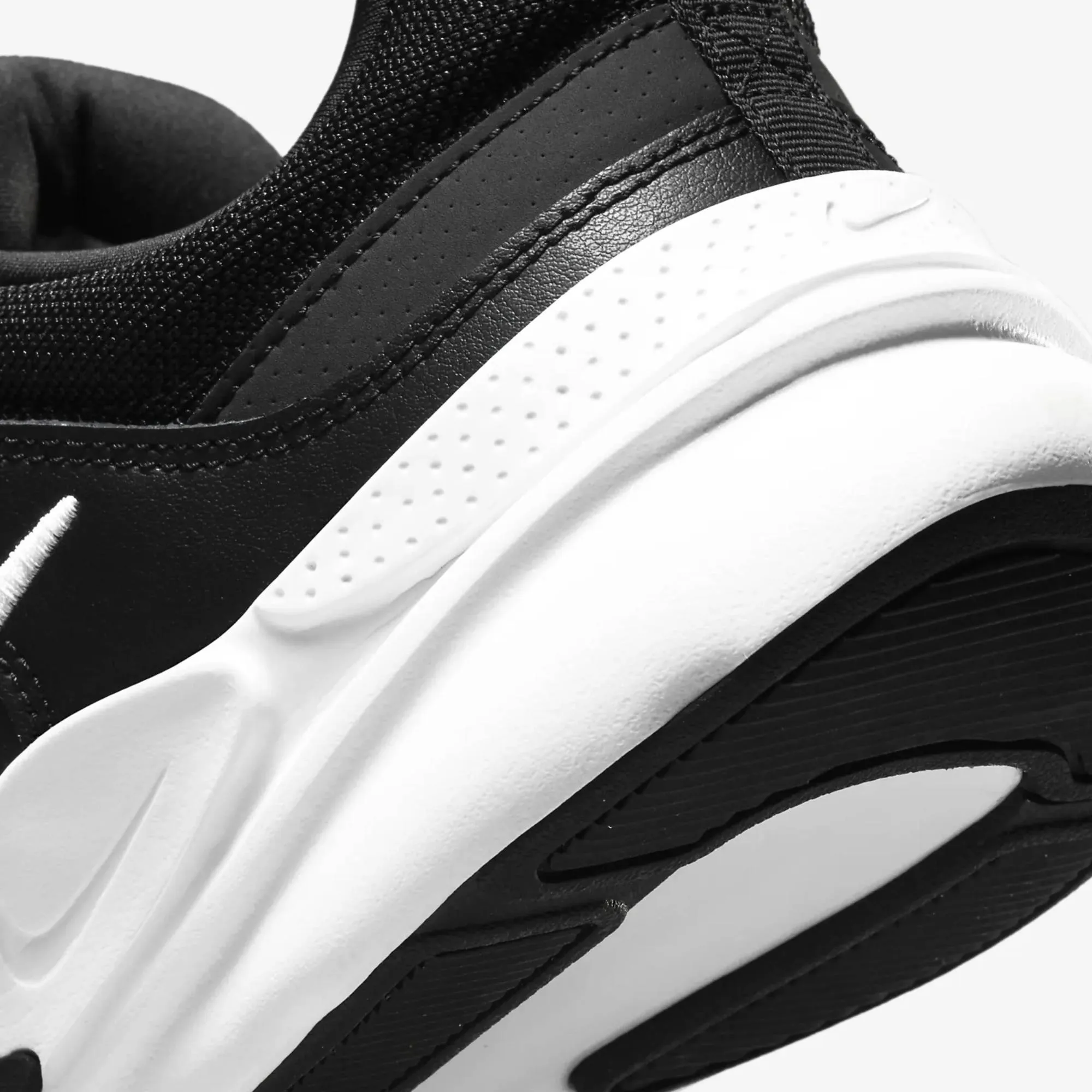 NIKE MENS DEFYALLDAY