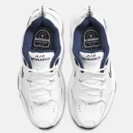 NIKE AIR MONARCH IV