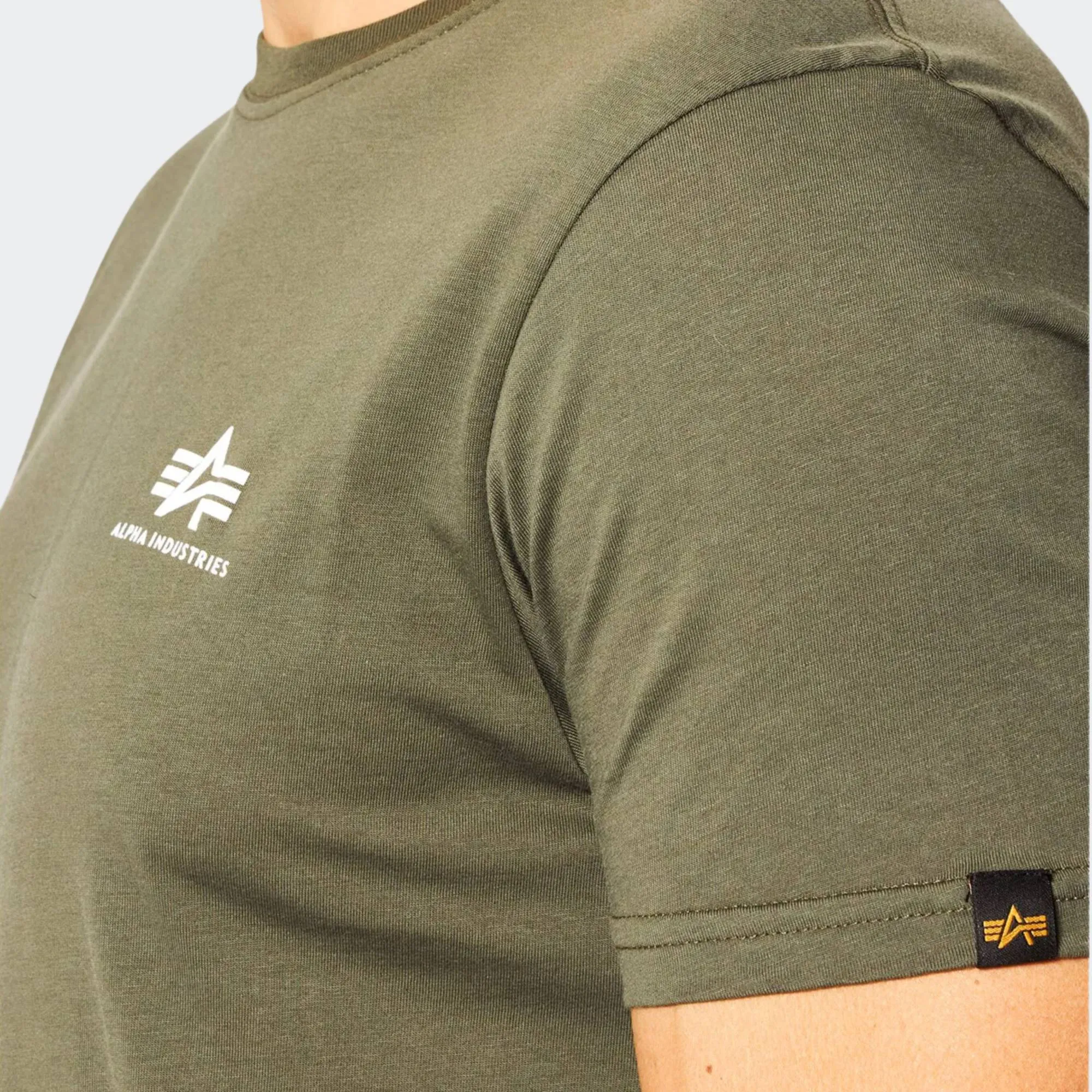 ALPHA INDUSTRIES BASIC SMALL LOGO T-SHIRT