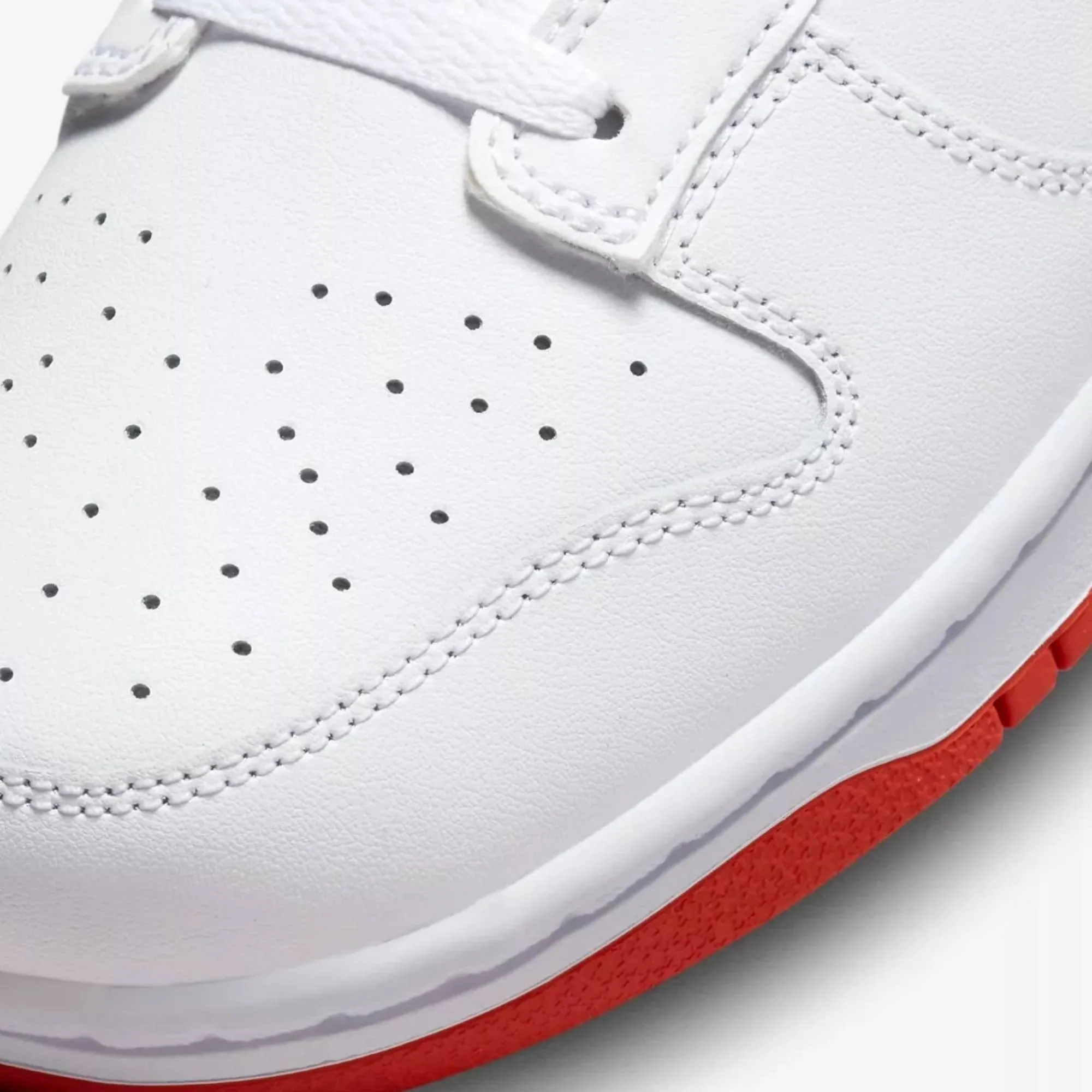 NIKE DUNK LOW 'PICANDE RED'