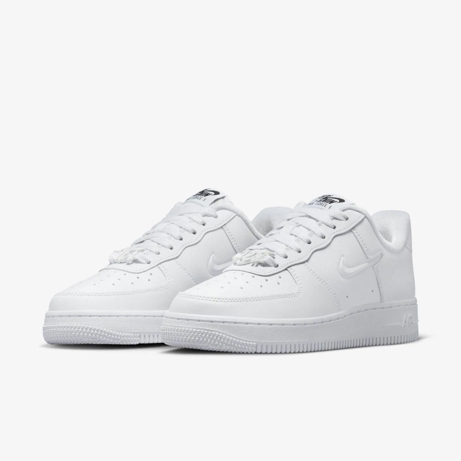 NIKE AIR FORCE 07 LOW