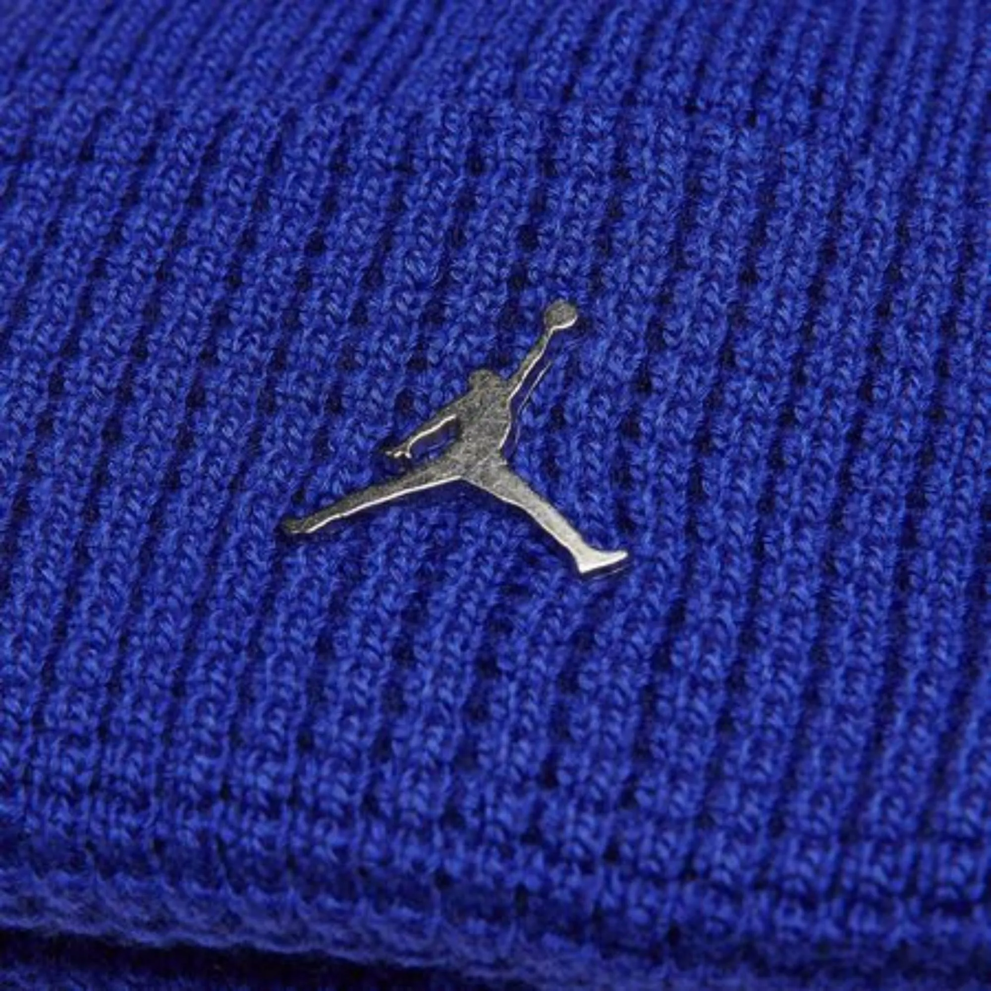 NIKE JORDAN BEANIE UTILITY METALIC LOGO