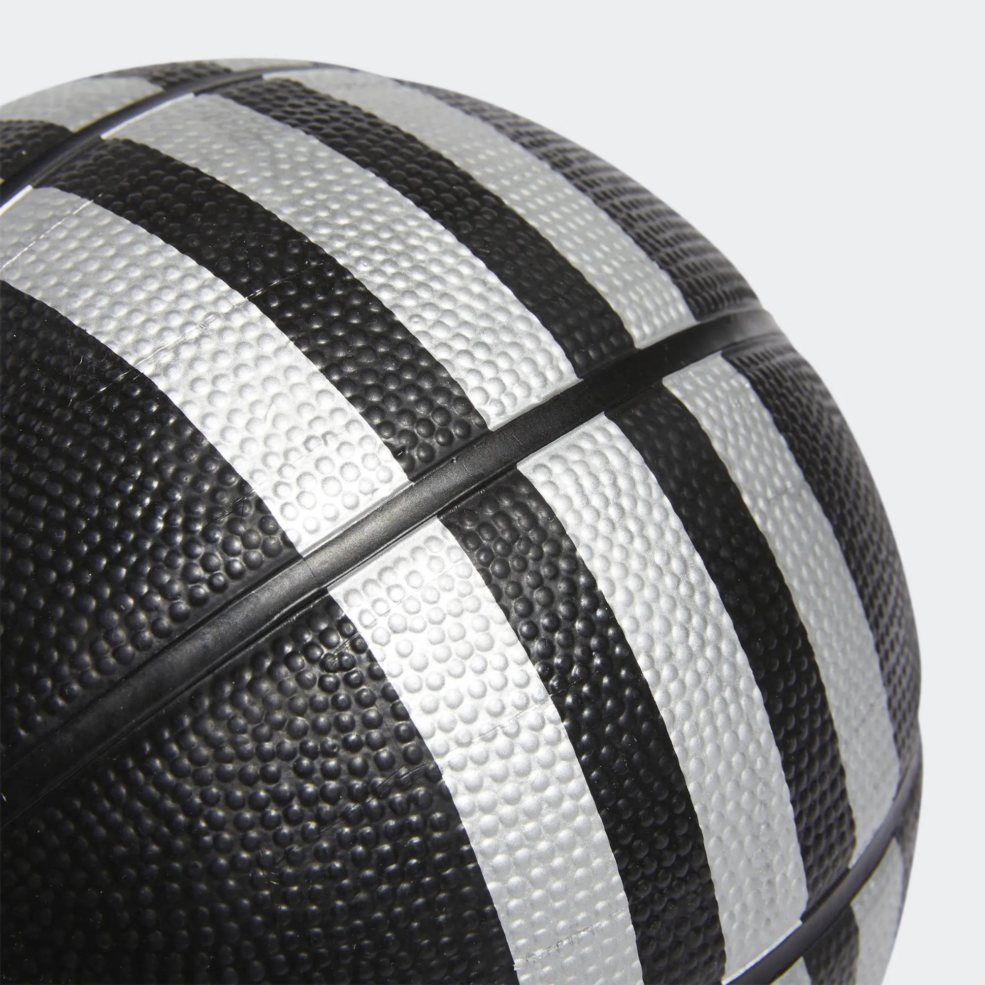 ADIDAS 3STRIPES RUBBER BASKETBALL