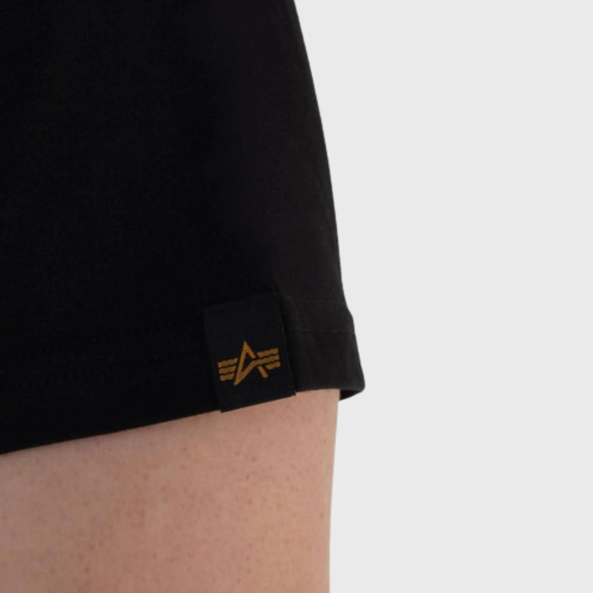 ALPHA INDUSTRIES BASIC CARBON T-SHIRT