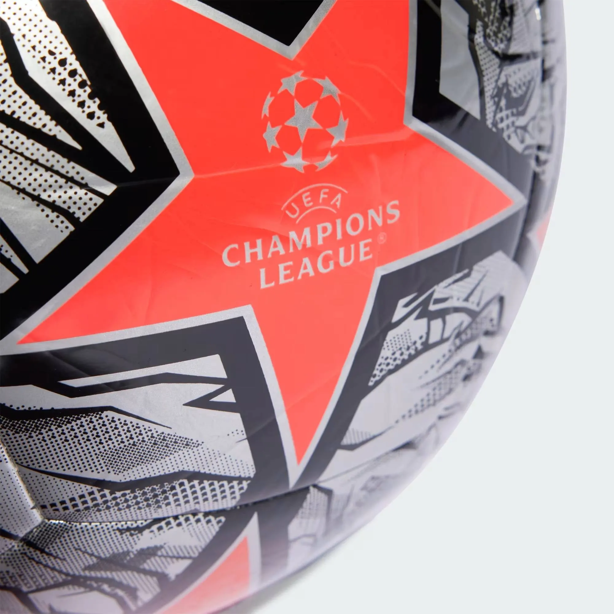 ADIDAS UCL CLUB BALL