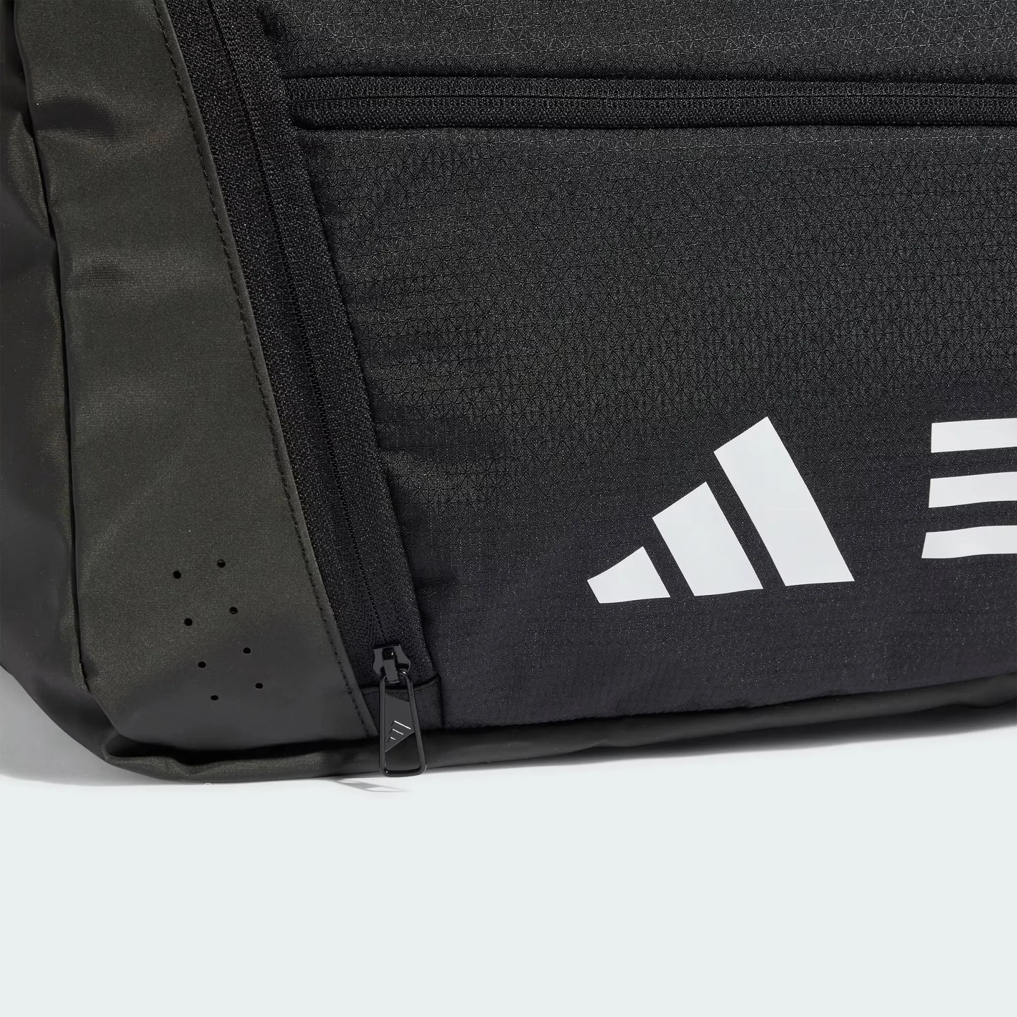 ADIDAS TR DUFFLE MEDIUM
