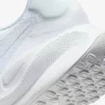 NIKE REVOLUTION 7