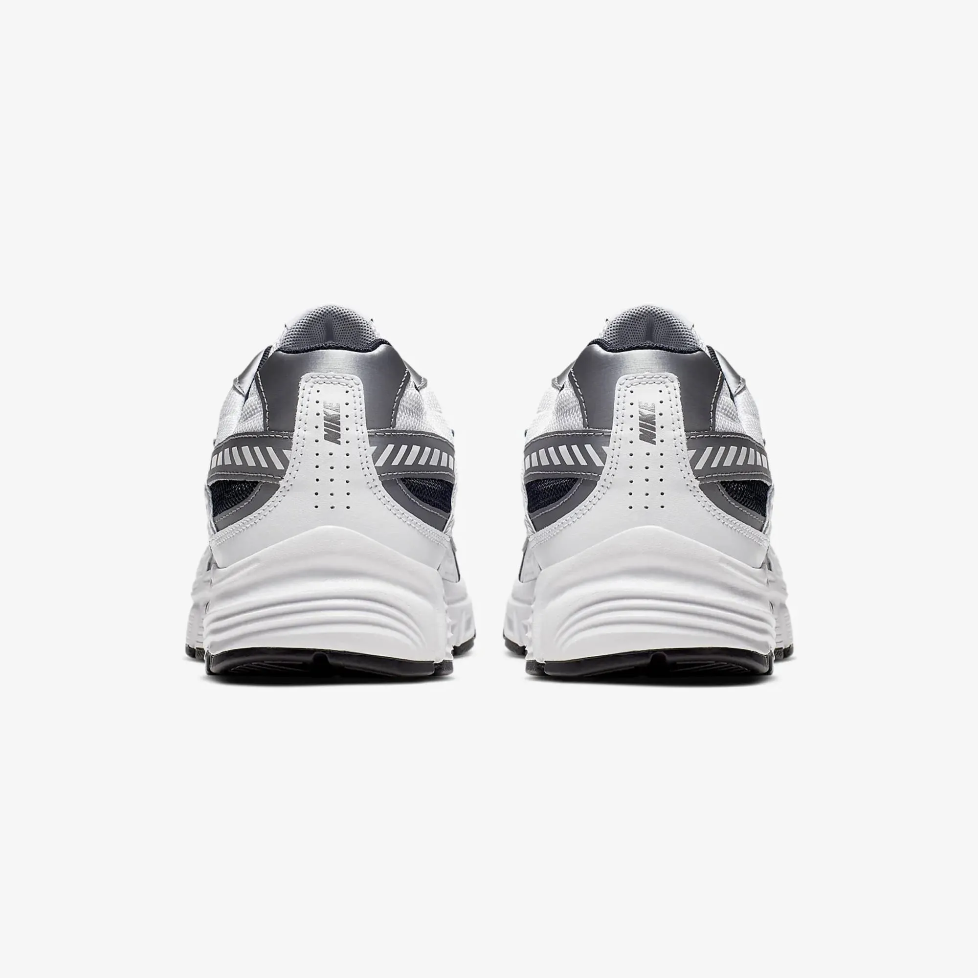 NIKE INITIATOR