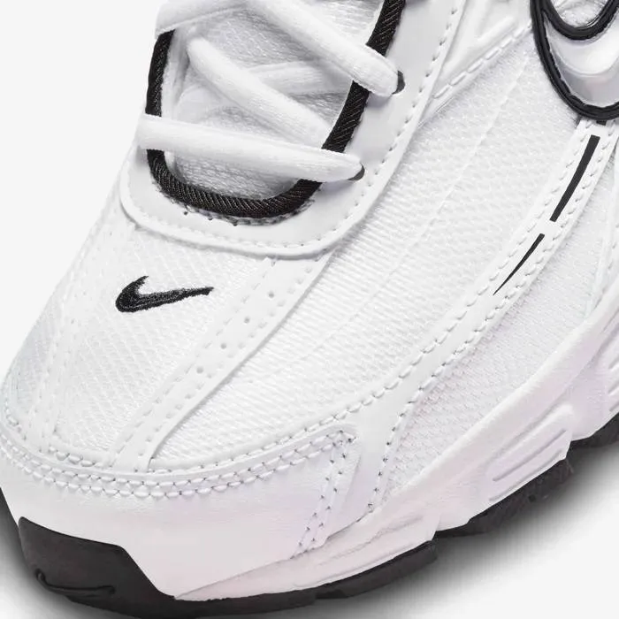 NIKE INITIATOR