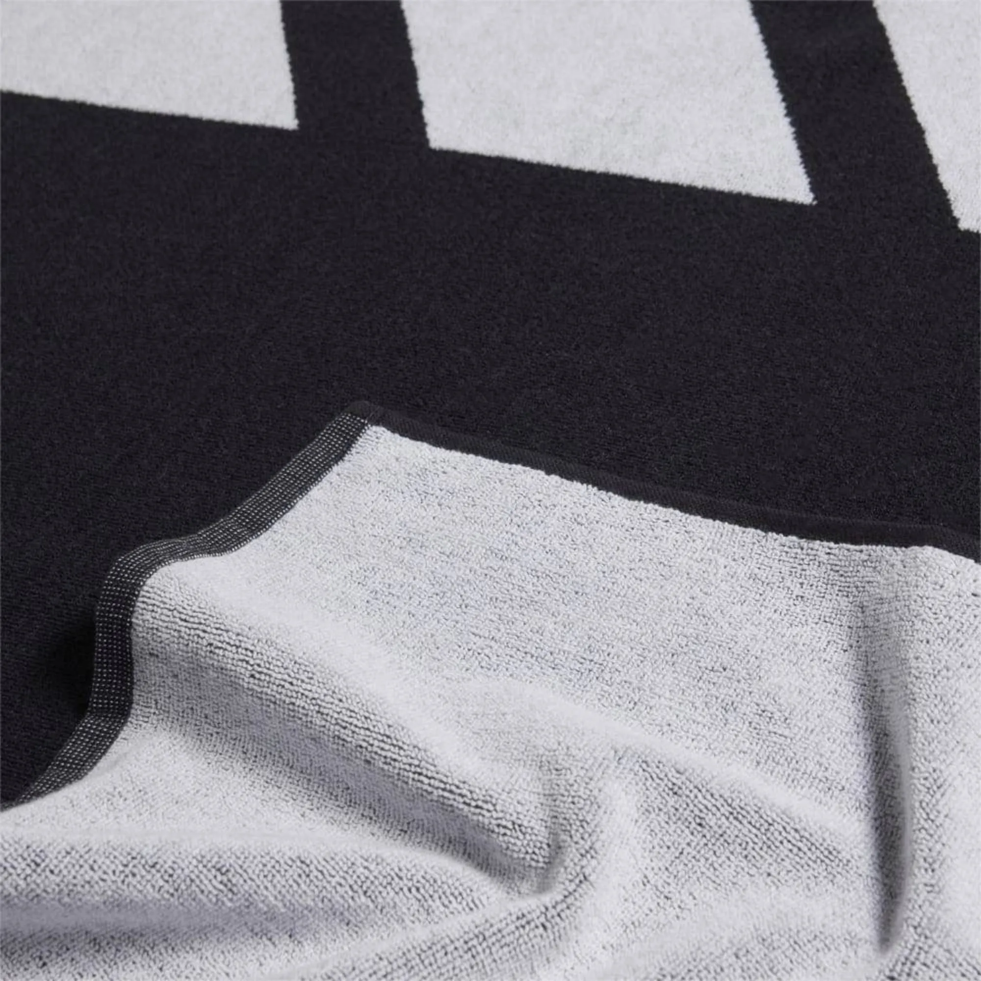 ADIDAS 3BAR TOWEL LARGE