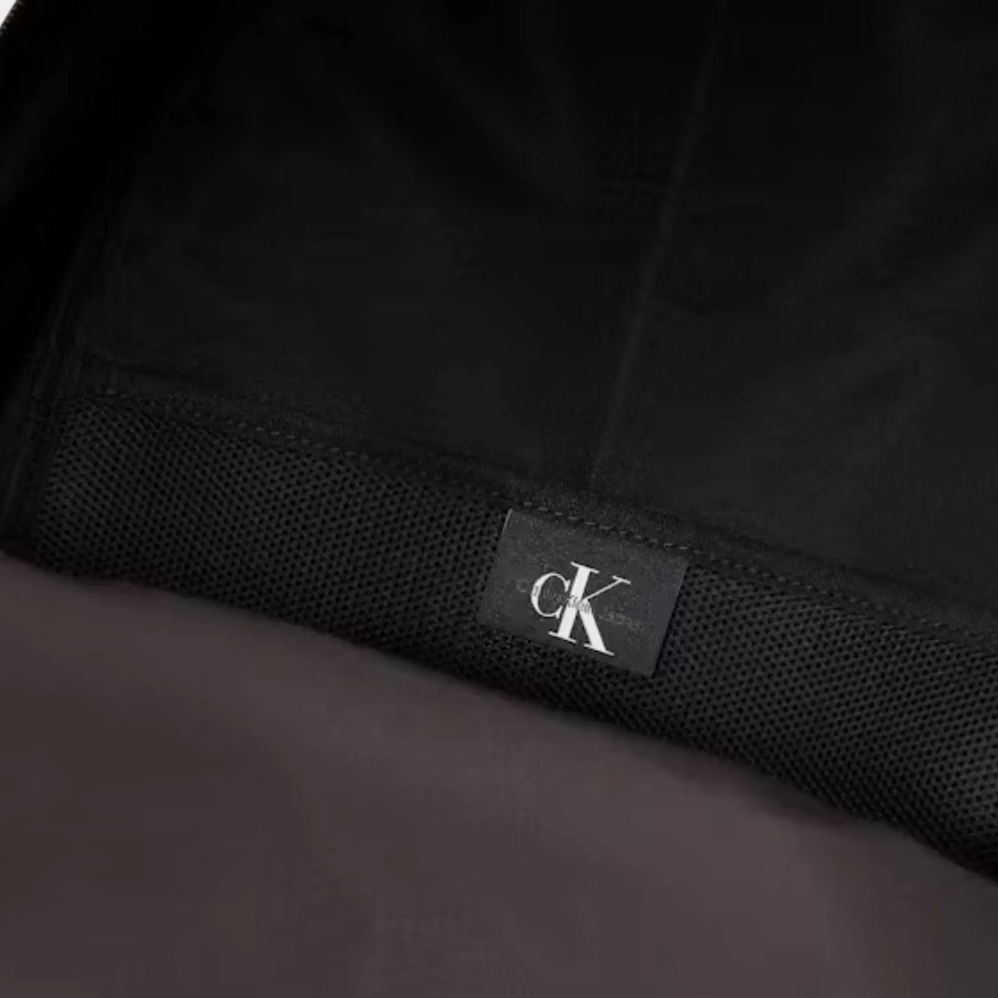 CALVIN KLEIN JEANS SPORT ESSENTIALS CAMPUS BACK PACK