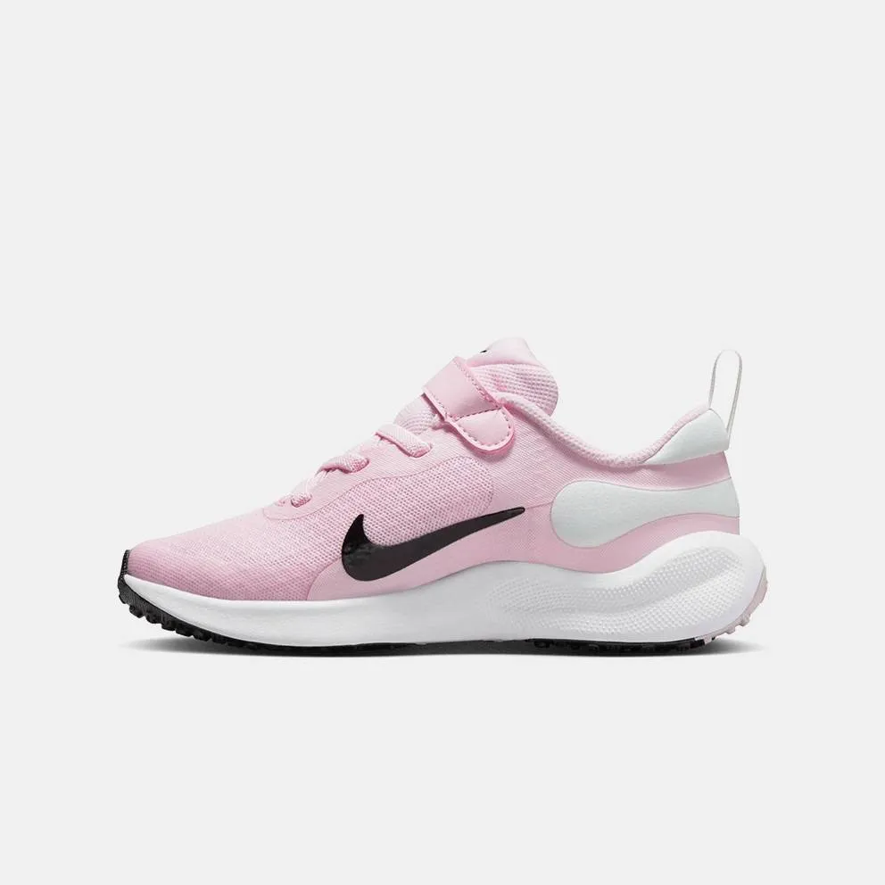 NIKE REVOLUTION 7