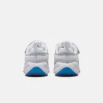 NIKE REVOLUTION 7