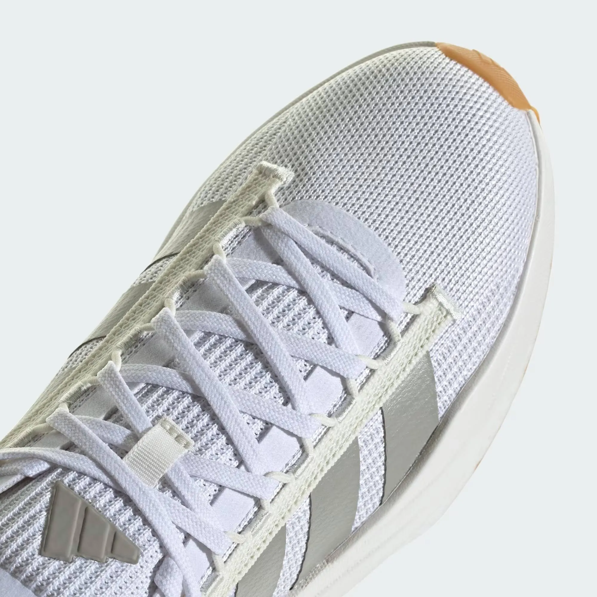 ADIDAS AVRYN_X