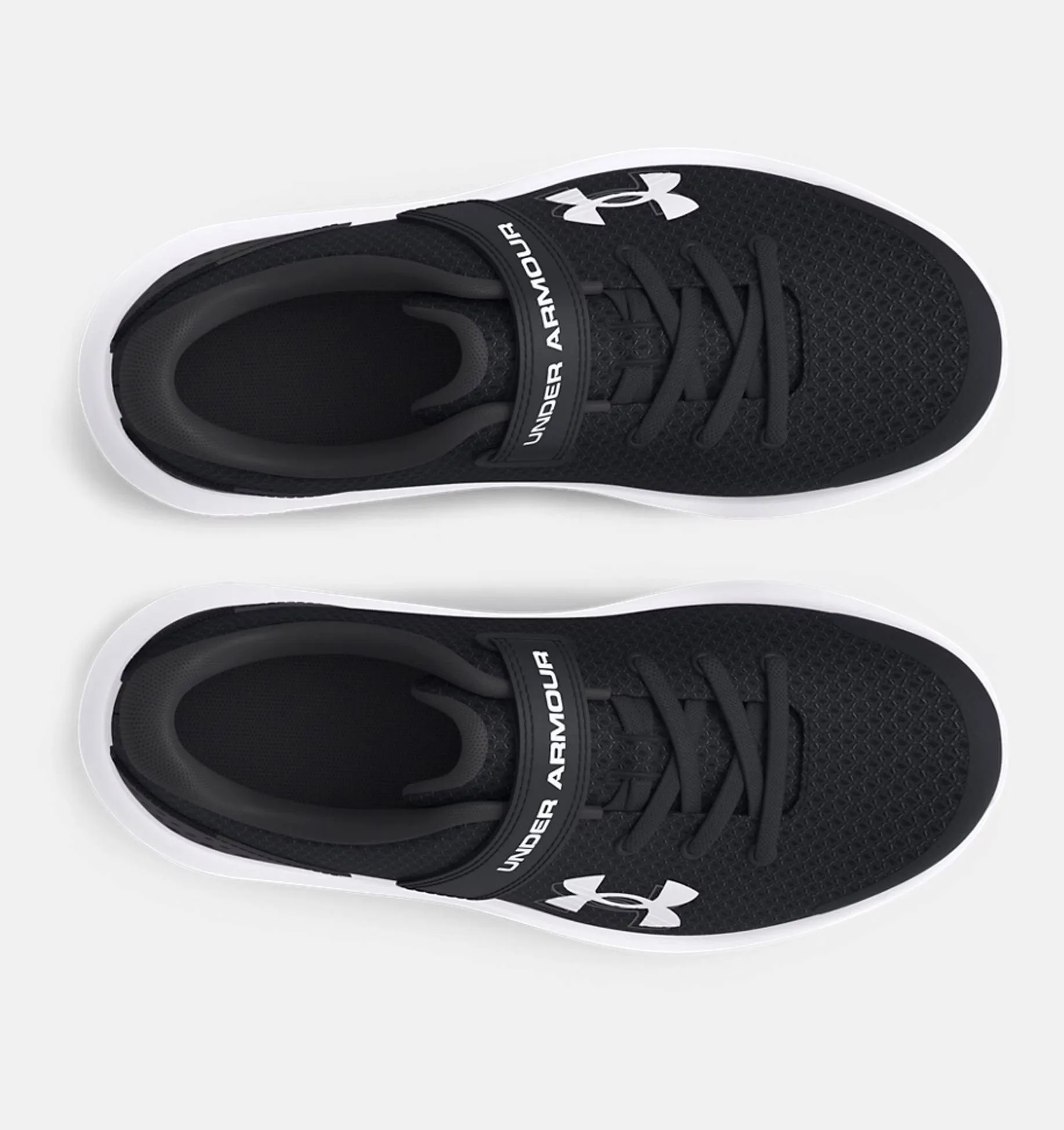 UNDER ARMOUR BOYS SURGE 4