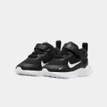 NIKE REVOLUTION 7