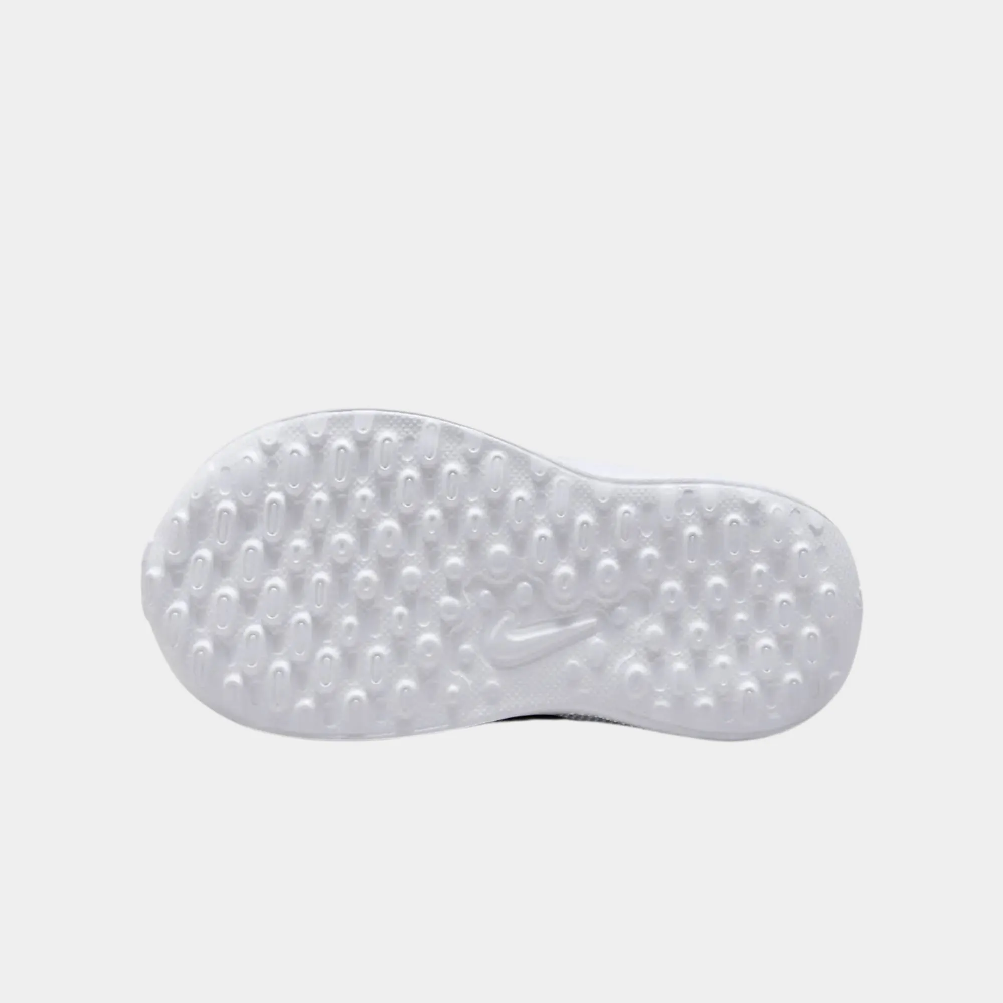 NIKE REVOLUTION 7