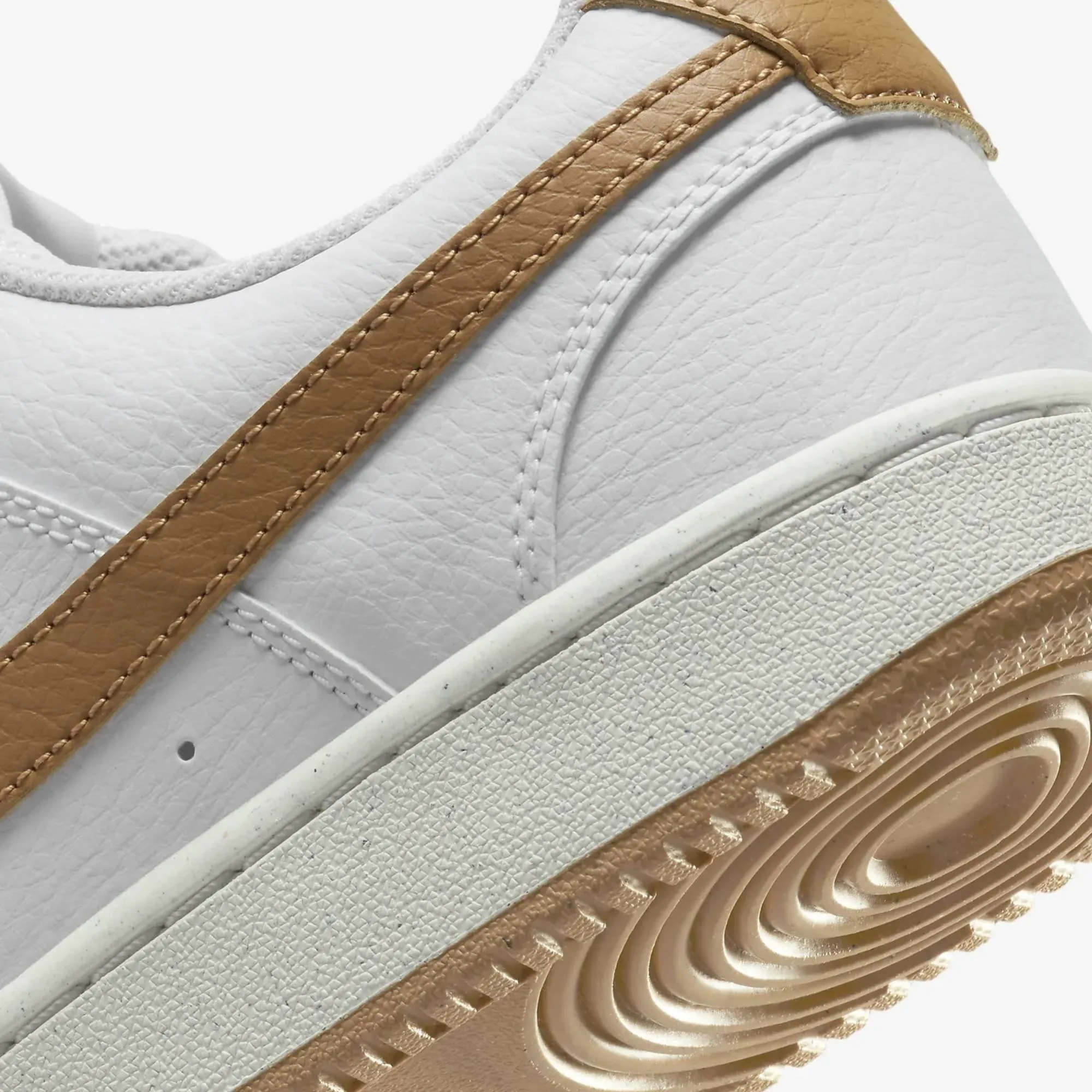 NIKE COURT VISION LOW
