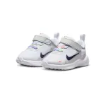NIKE REVOLUTION 7