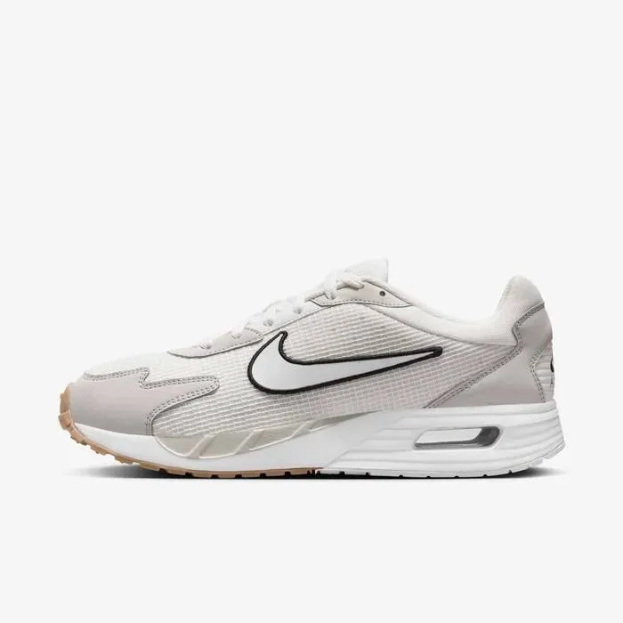 NIKE AIR MAX SOLO