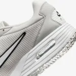 NIKE AIR MAX SOLO