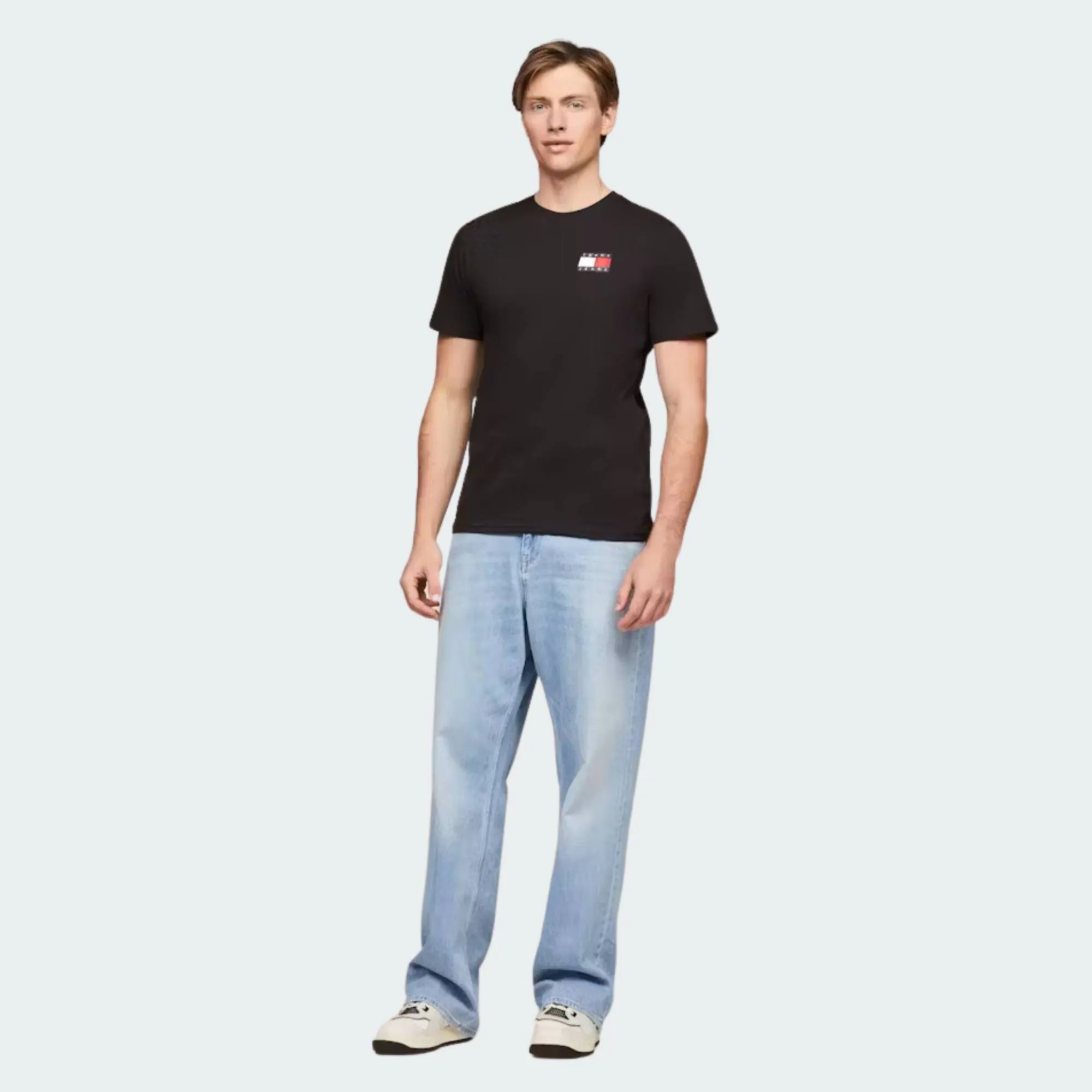 TOMMY JEANS MENS SLIM ESSENTIAL FLAG TEE